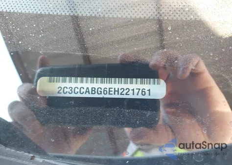 2014 Chrysler 300 300S z USA, uszkodzony, nr VIN 2C3CCABG6EH221761